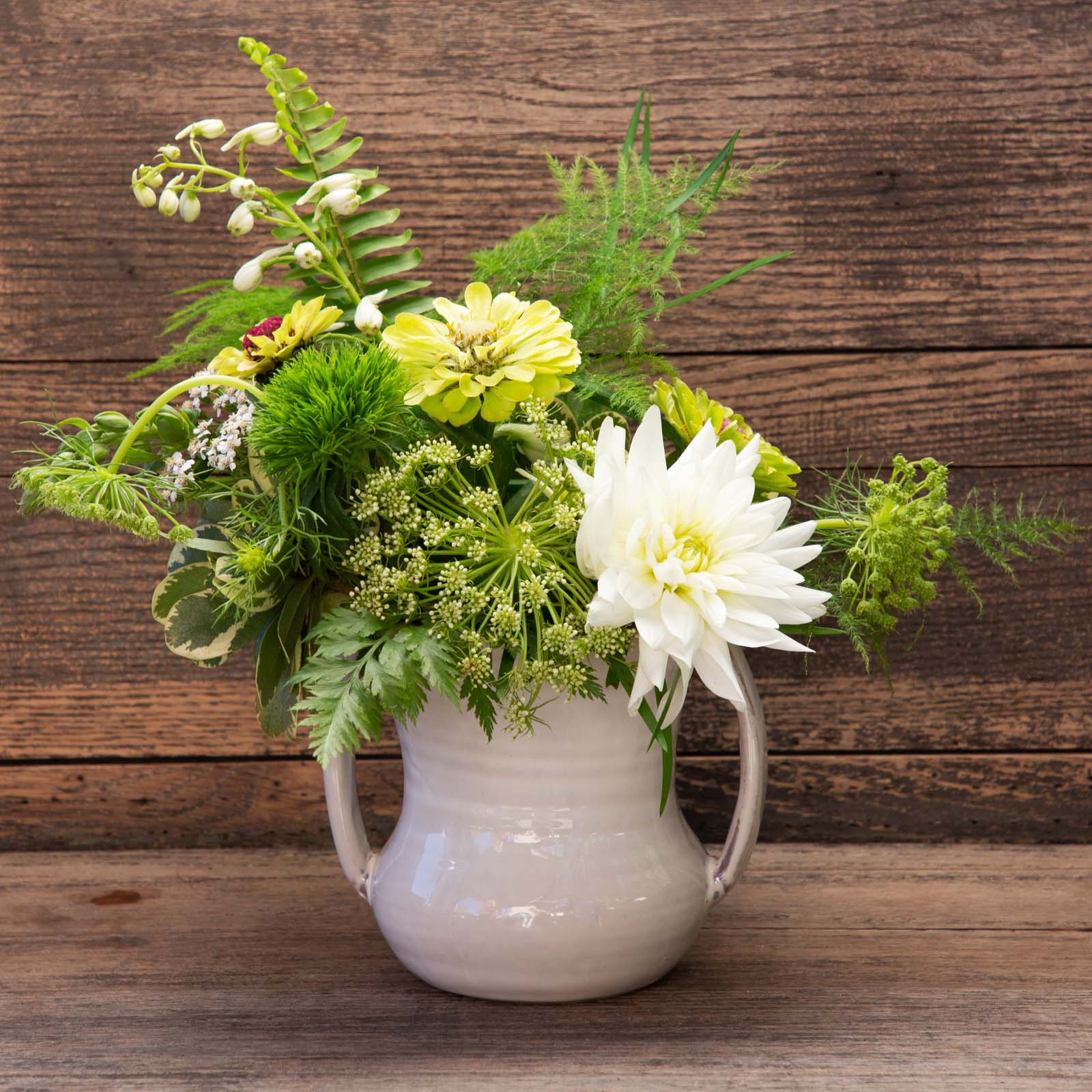 Our Favorite Dahlia Arrangements - Flower Magazine